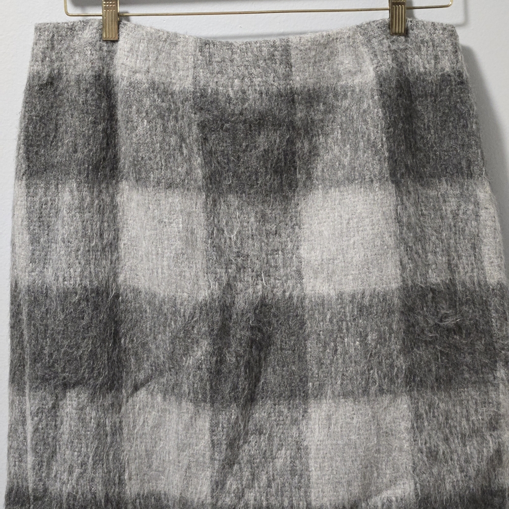 Talbots Woman Alpaca Wool Blend Grey and Black Buffalo Plaid Skirt Size 16W